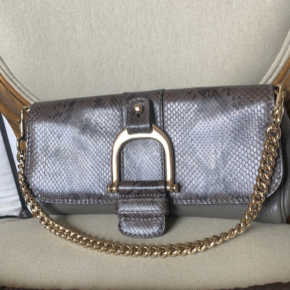 Gucci leather bag